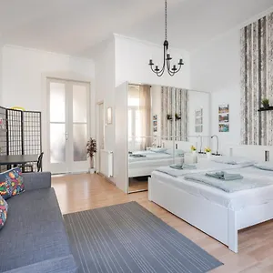  Appartement K10 - Kazinczy Street Heritage - Location By Bqa