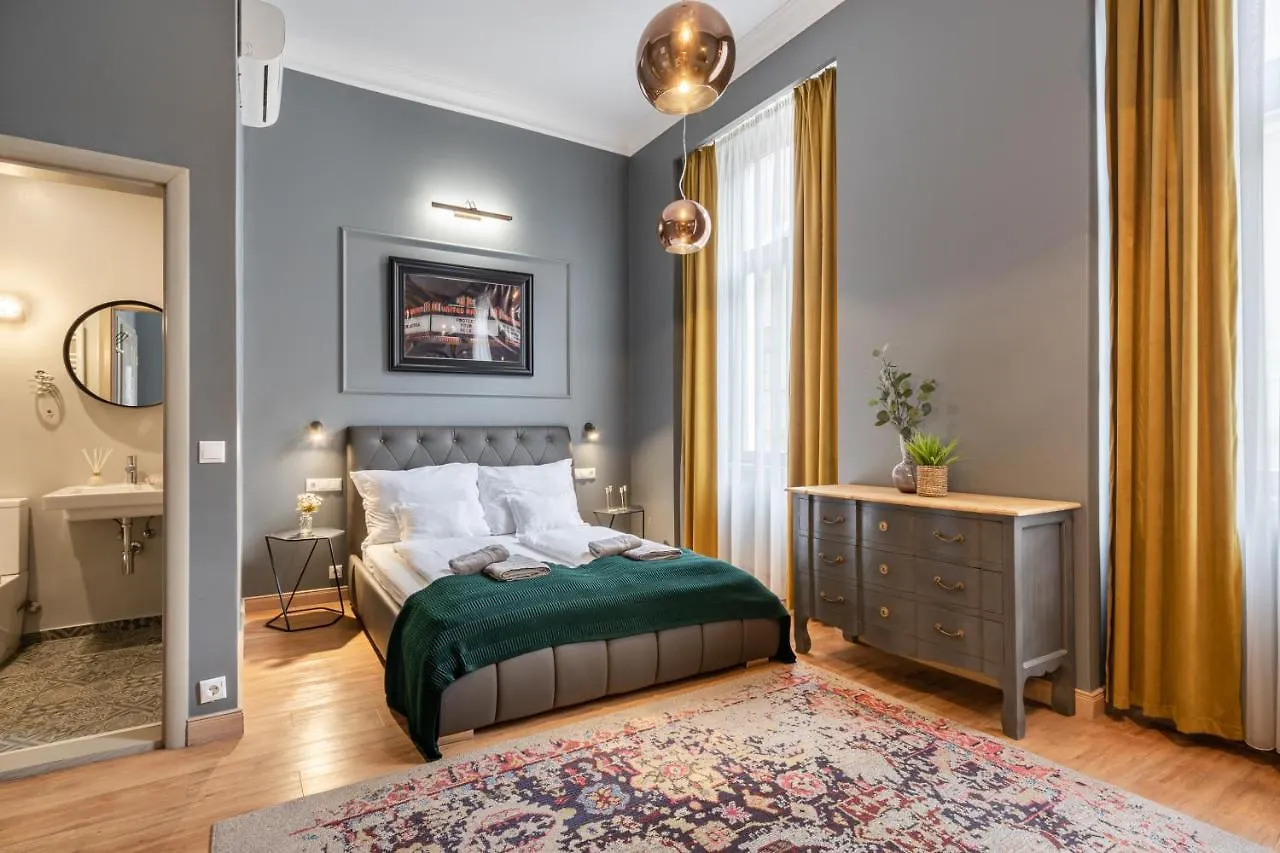 The Pearl Of The Heart Of Budapest